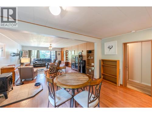 5401 Highway 97, Oliver, BC - Indoor Photo Showing Dining Room