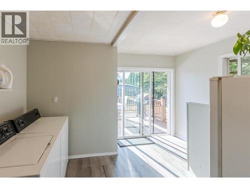 5401 Highway 97, Oliver, BC - Indoor Photo Showing Laundry Room