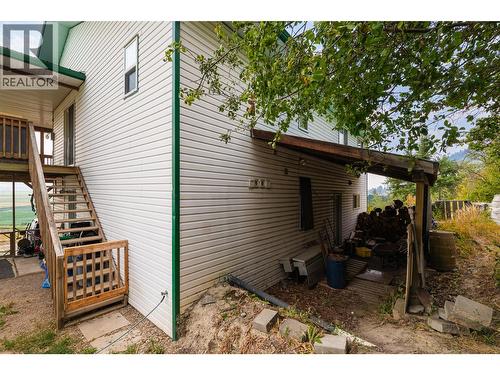 4840 Lower Wynndel Road, Wynndel, BC - Outdoor
