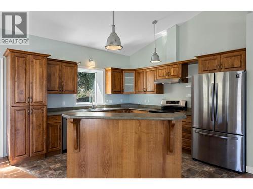 6216 Savona Access Road, Kamloops, BC - Indoor Photo Showing Kitchen