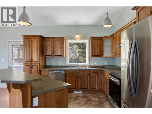 6216 Savona Access Road, Kamloops, BC - Indoor Photo Showing Kitchen With Double Sink