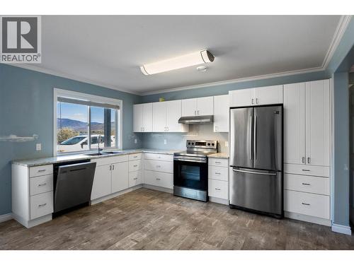 6216 Savona Access Road, Kamloops, BC - Indoor Photo Showing Kitchen