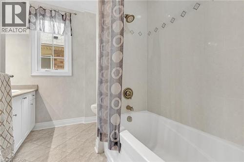 170 Garth Massey Drive, Cambridge, ON - Indoor Photo Showing Bathroom