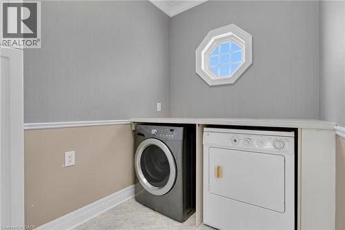 170 Garth Massey Drive, Cambridge, ON - Indoor Photo Showing Laundry Room