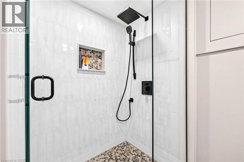 4 Compton Place, Hamilton, ON - Indoor