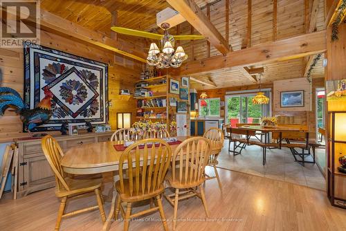 12 - 3998 Highway 141, Muskoka Lakes (Watt), ON - Indoor Photo Showing Dining Room