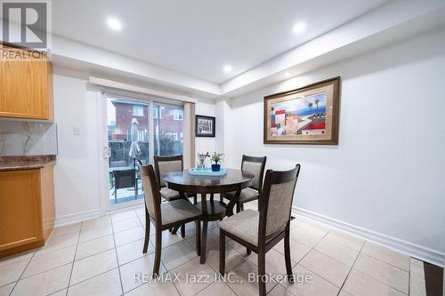 412 Reeves Way Boulevard, Whitchurch-Stouffville (Stouffville), ON - Indoor Photo Showing Dining Room