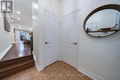 412 Reeves Way Boulevard, Whitchurch-Stouffville (Stouffville), ON - Indoor Photo Showing Other Room