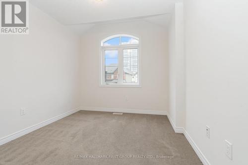 77 Air Dancer Crescent, Oshawa, ON - Indoor Photo Showing Other Room