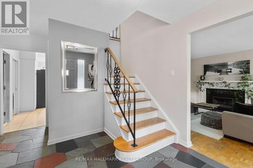 932 Dresden Crescent, Ottawa, ON - Indoor Photo Showing Other Room
