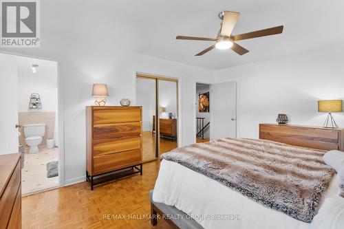 932 Dresden Crescent, Ottawa, ON - Indoor Photo Showing Bedroom