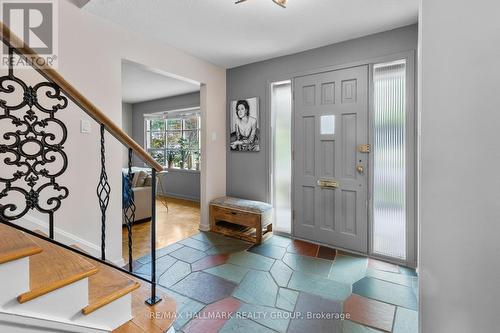 932 Dresden Crescent, Ottawa, ON - Indoor Photo Showing Other Room