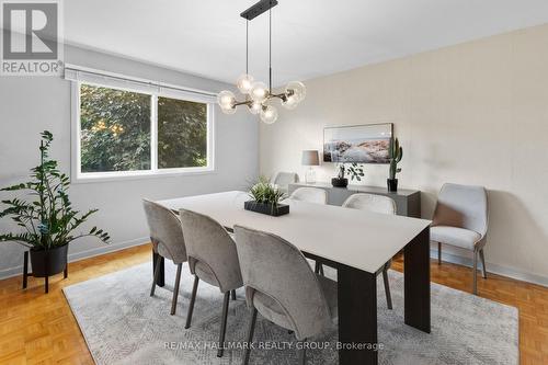 932 Dresden Crescent, Ottawa, ON - Indoor Photo Showing Dining Room
