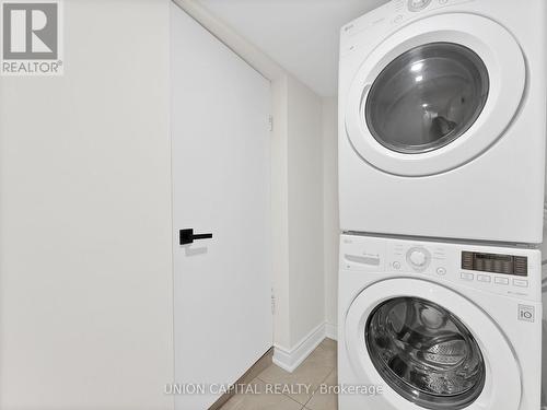 1373 Davenport Road, Toronto, ON - Indoor Photo Showing Laundry Room