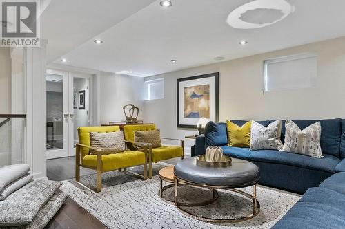 175 Mohawk Road, Oakville, ON - Indoor Photo Showing Living Room