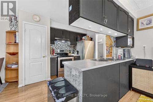 305 Alder Street, Orangeville, ON - Indoor Photo Showing Kitchen
