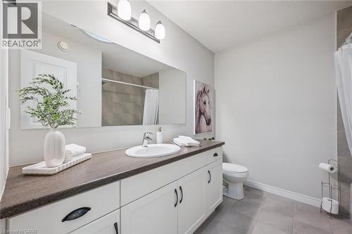 254 Gosling Gardens Unit# 12, Guelph, ON - Indoor Photo Showing Bathroom