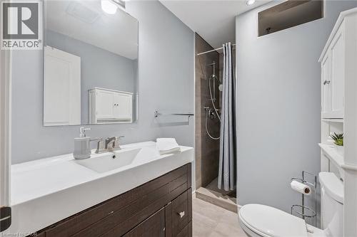 254 Gosling Gardens Unit# 12, Guelph, ON - Indoor Photo Showing Bathroom