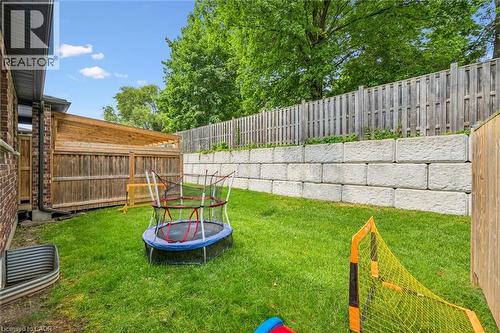 254 Gosling Gardens Unit# 12, Guelph, ON - Outdoor