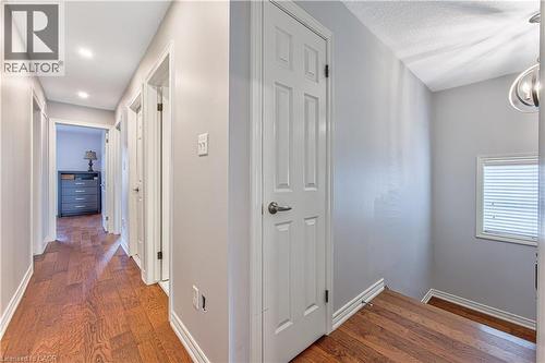 270 Springvalley Crescent, Hamilton, ON - Indoor Photo Showing Other Room