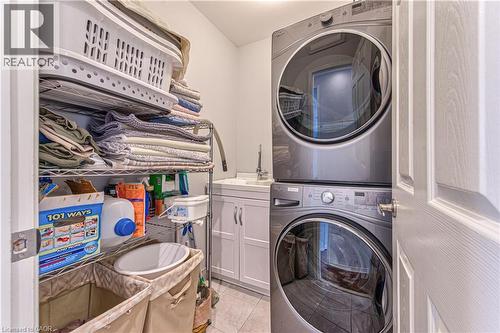 270 Springvalley Crescent, Hamilton, ON - Indoor Photo Showing Laundry Room
