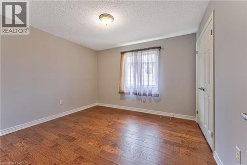 270 Springvalley Crescent, Hamilton, ON - Indoor Photo Showing Other Room