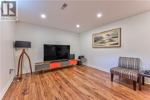 270 Springvalley Crescent, Hamilton, ON - Indoor