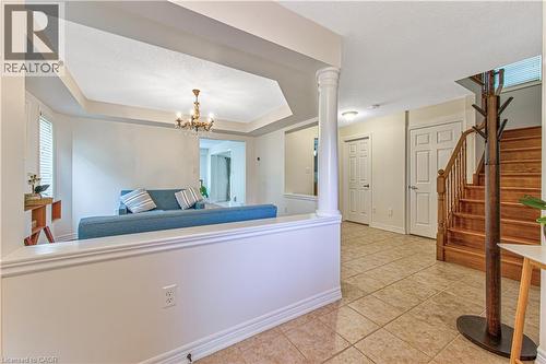 270 Springvalley Crescent, Hamilton, ON - Indoor Photo Showing Other Room