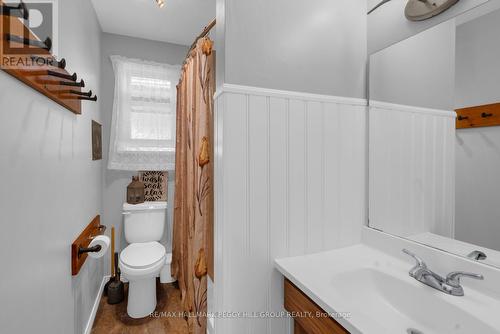 598321 2Nd Line W, Mulmur, ON - Indoor Photo Showing Bathroom
