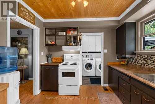 598321 2Nd Line W, Mulmur, ON - Indoor Photo Showing Kitchen