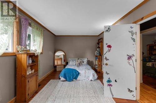 598321 2Nd Line W, Mulmur, ON - Indoor Photo Showing Bedroom
