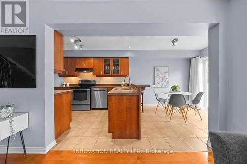 195 Golflinks Drive, Ottawa, ON - Indoor Photo Showing Kitchen