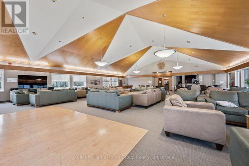 711 Johnston Park Avenue, Collingwood, ON - Indoor