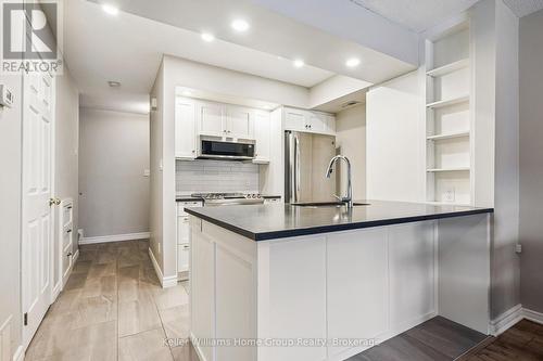711 Johnston Park Avenue, Collingwood, ON - Indoor Photo Showing Kitchen