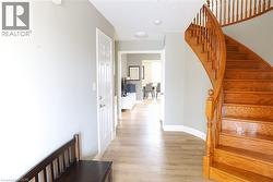 406 FERGUSON Avenue N Hamilton, ON L8L 4Y7