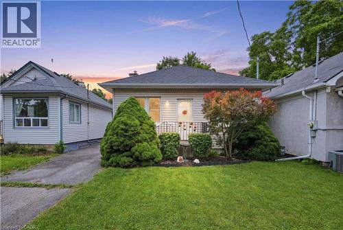 35 Chetwood Street, St. Catharines, ON - Outdoor