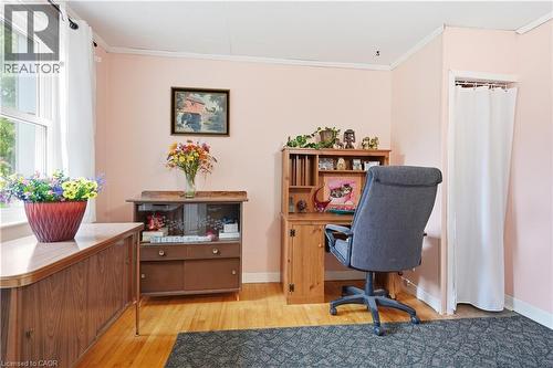 35 Chetwood Street, St. Catharines, ON - Indoor Photo Showing Office