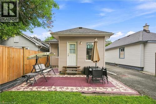35 Chetwood Street, St. Catharines, ON - Outdoor