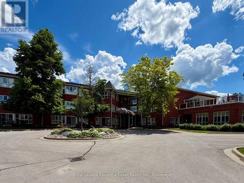 303 - 4 HERITAGE WAY  Kawartha Lakes (Lindsay), ON K9V 5Z2