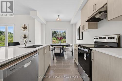 162 Purdy Road, Loyalist (Bath), ON - Indoor Photo Showing Kitchen With Double Sink With Upgraded Kitchen