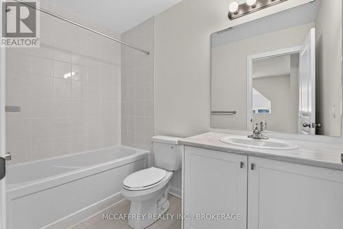 42 Golf Links Drive, Loyalist (Bath), ON - Indoor Photo Showing Bathroom