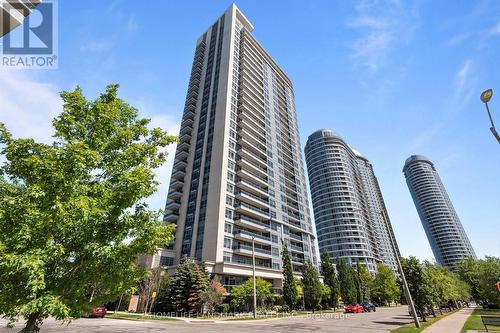 2613 - 181 Village Green Square, Toronto, ON - Outdoor With Facade