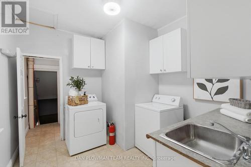 265 Haig Street, Oshawa, ON - Indoor Photo Showing Laundry Room