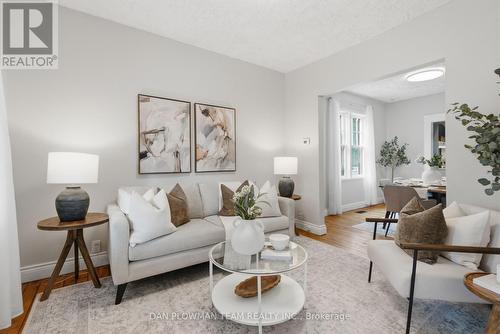265 Haig Street, Oshawa, ON - Indoor Photo Showing Living Room