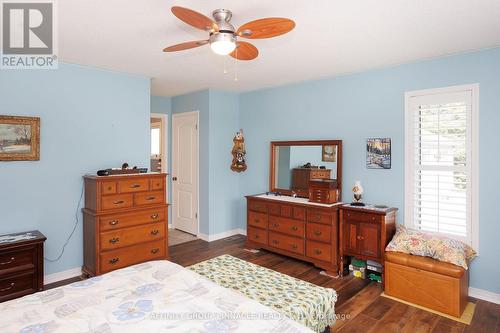 243 Fairbairn Road, Kawartha Lakes (Bobcaygeon), ON - Indoor Photo Showing Bedroom