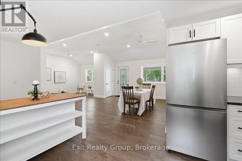 8 Albert Street, Prince Edward County (Picton Ward), ON - Indoor
