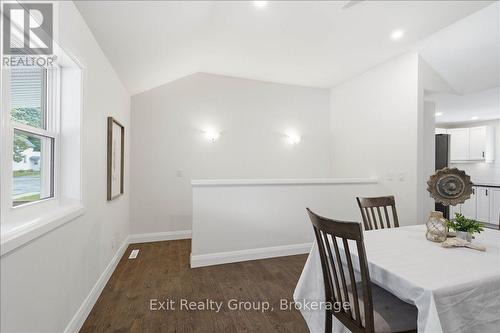 8 Albert Street, Prince Edward County (Picton Ward), ON - Indoor