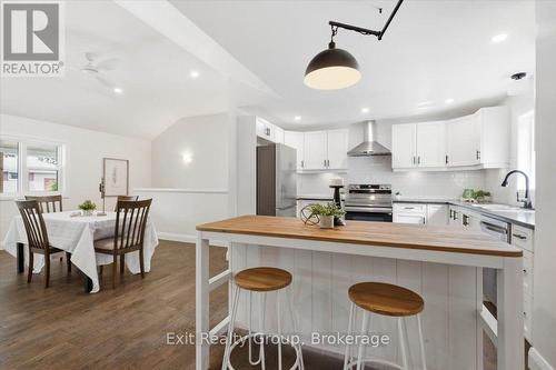 8 Albert Street, Prince Edward County (Picton Ward), ON - Indoor