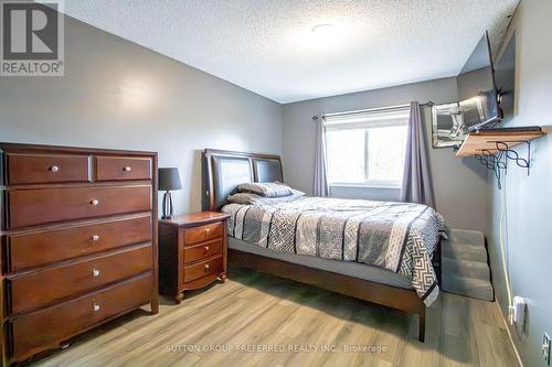 40 Katie Lane, Strathroy-Caradoc (Ne), ON - Indoor Photo Showing Bedroom