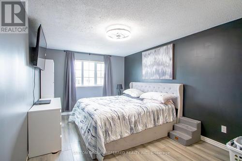 40 Katie Lane, Strathroy-Caradoc (Ne), ON - Indoor Photo Showing Bedroom